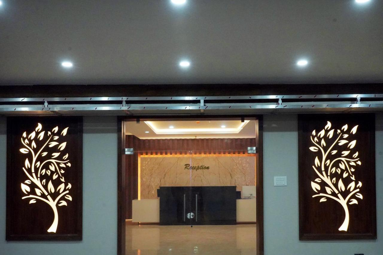 Hotel Nivetha Inn Coimbatore Ngoại thất bức ảnh
